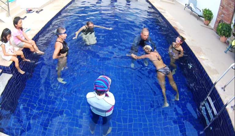 Тренер по плаванию Денис Тараканов — обучение и мастер-классы